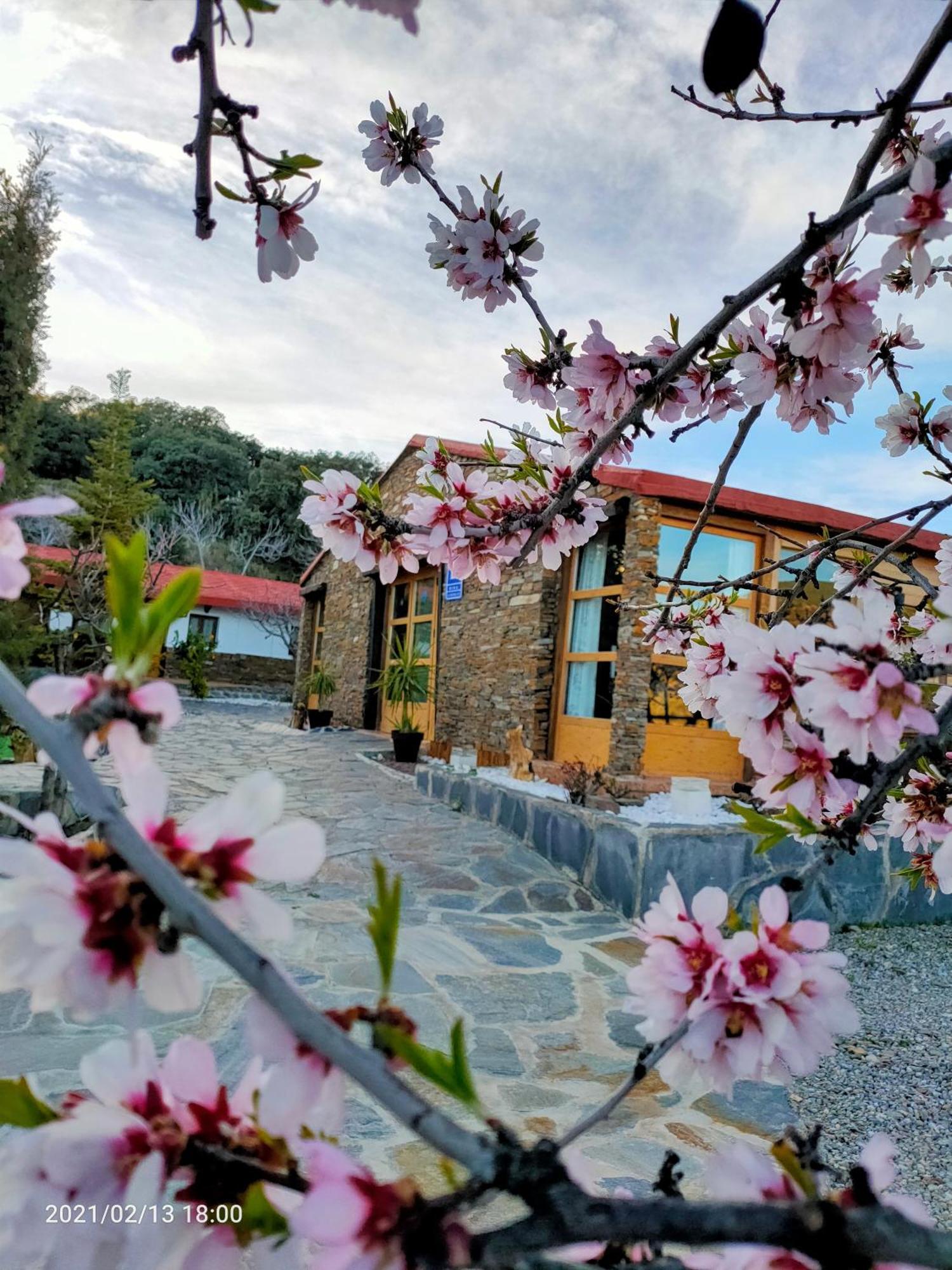 El Paraje Del Chef Laroles Exterior foto